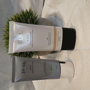 PÜR 4-In-1 Tinted Moisturizer Broad Spectrum  Light LG3 & Correcting Primer